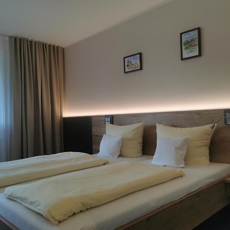 Hotel Am Regenbogen Cham Eksteriør bilde