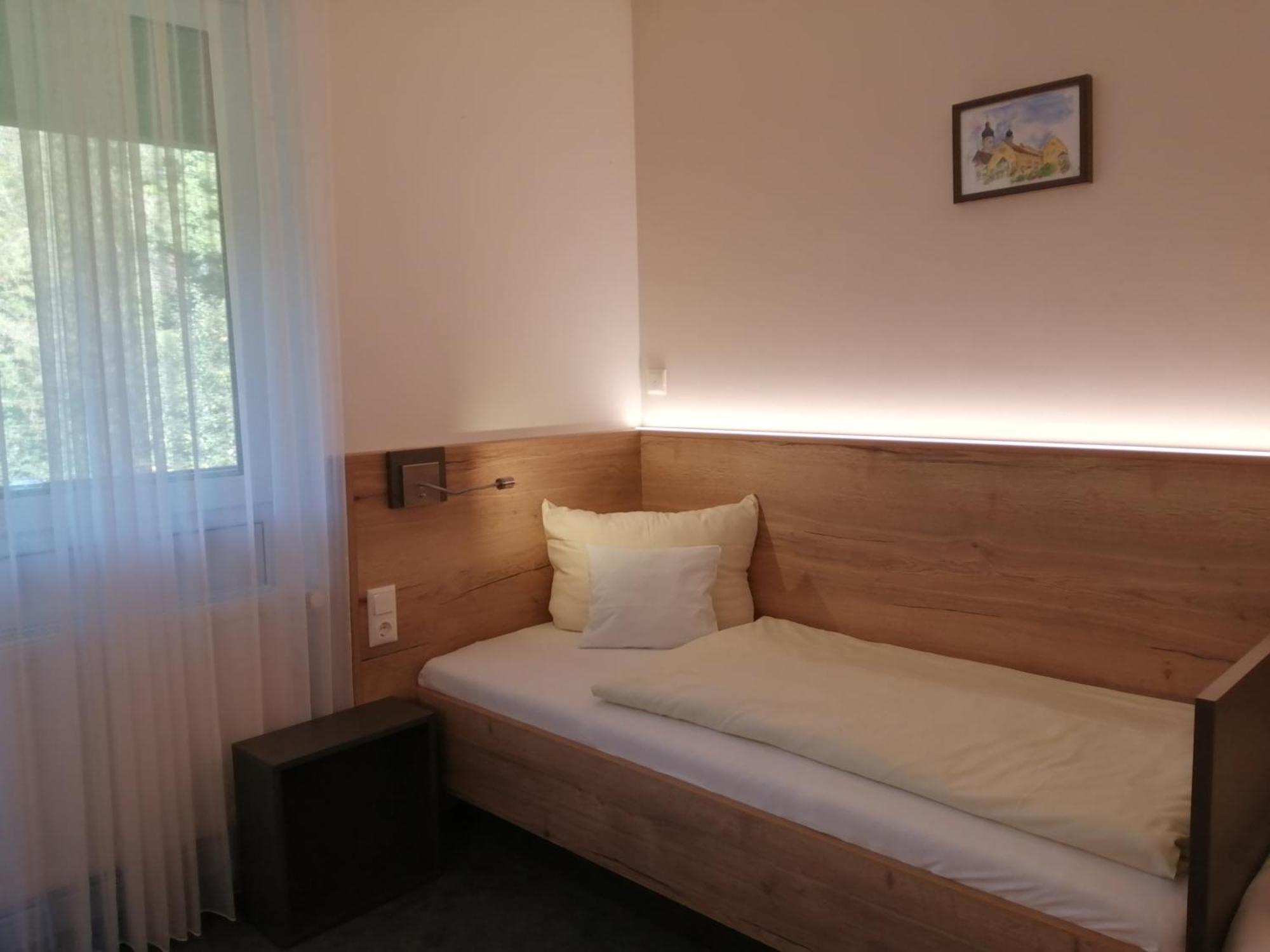 Hotel Am Regenbogen Cham Eksteriør bilde