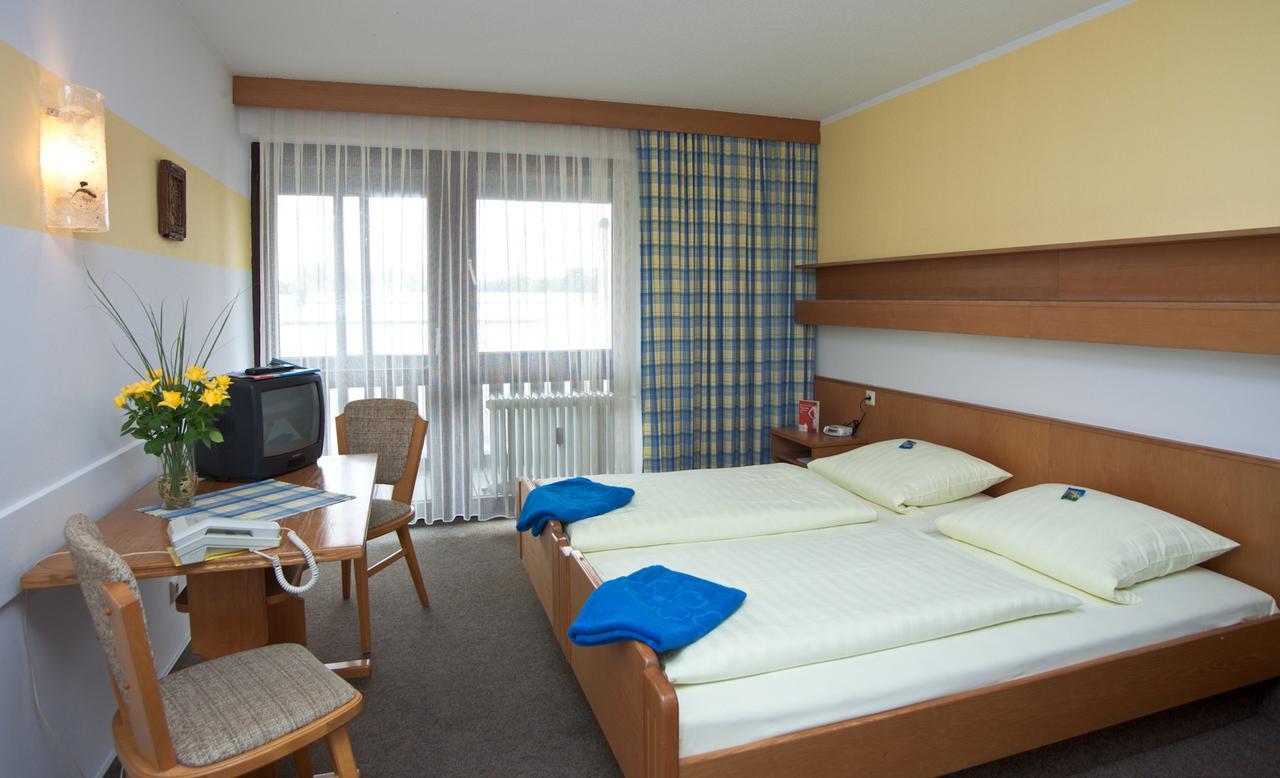 Hotel Am Regenbogen Cham Eksteriør bilde